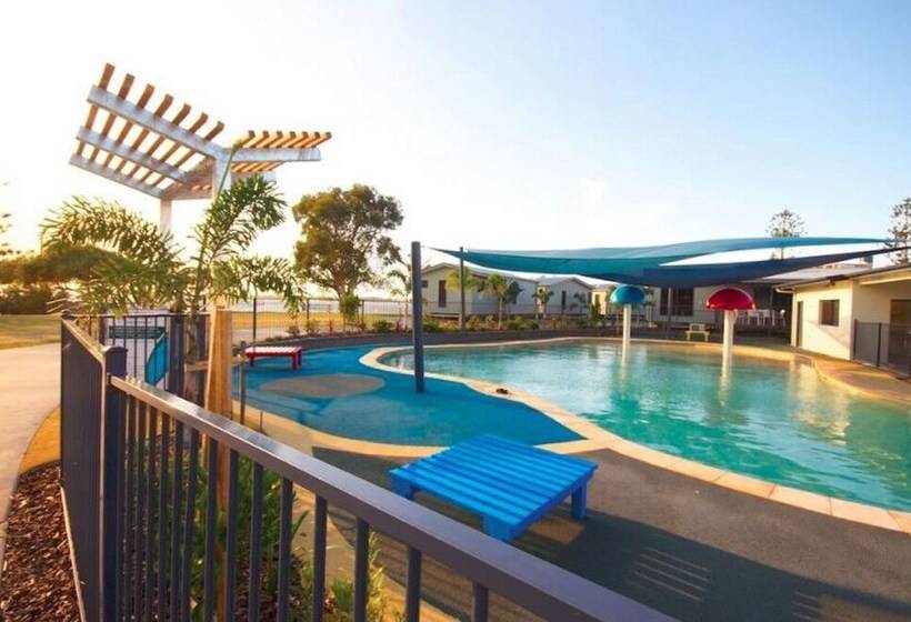 Отель Caloundra Waterfront Holiday Park