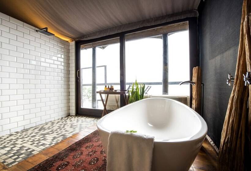 Отель Camp Figtree