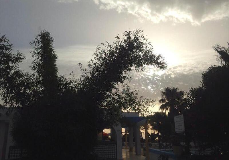 ホテル Complexe Touristique Sidi Salem