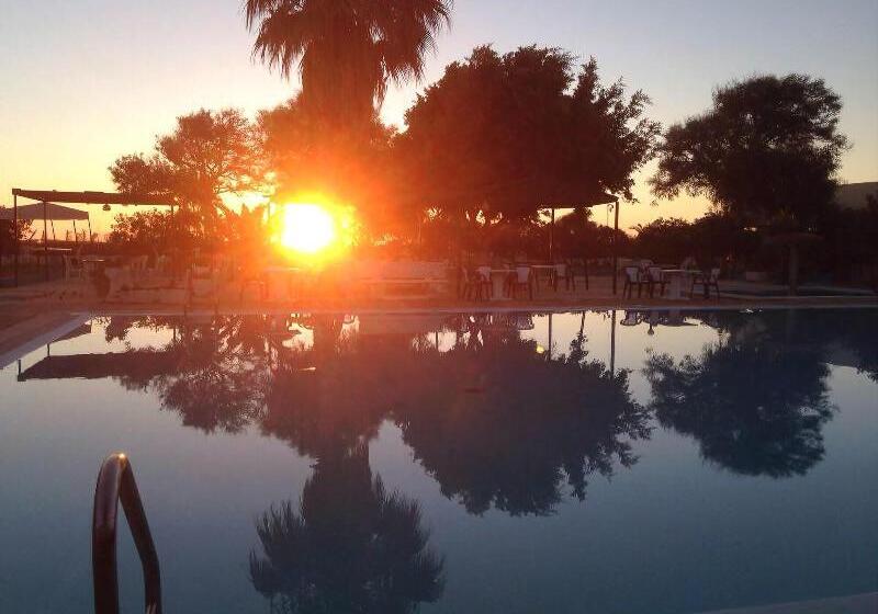 ホテル Complexe Touristique Sidi Salem