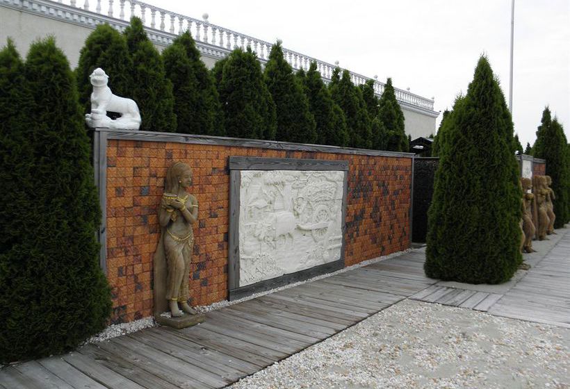 ホテル Dover Garden Suites