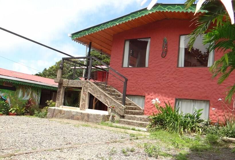 בית מלון כפרי Forest Dreams Manakin