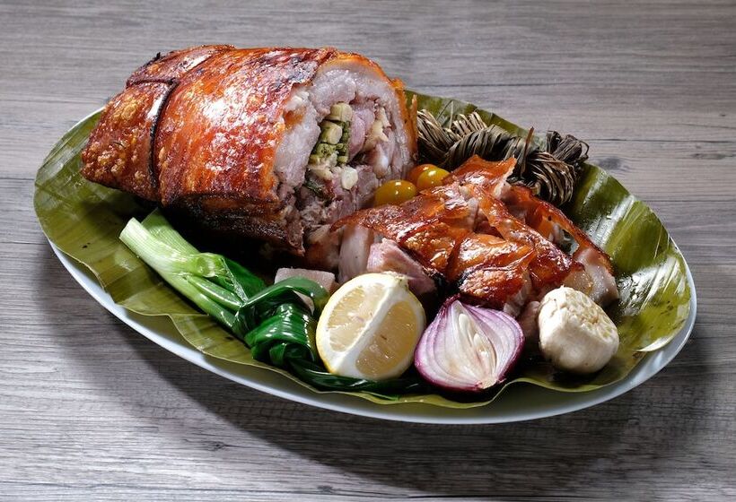 Golden Prince Hotel & Suites