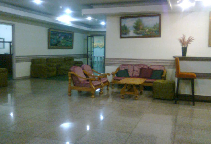 فندق Green Heights Business & Convention Center