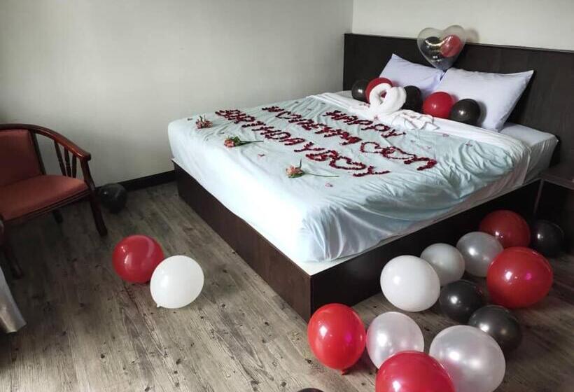 בית מלון כפרי Hillview Inn