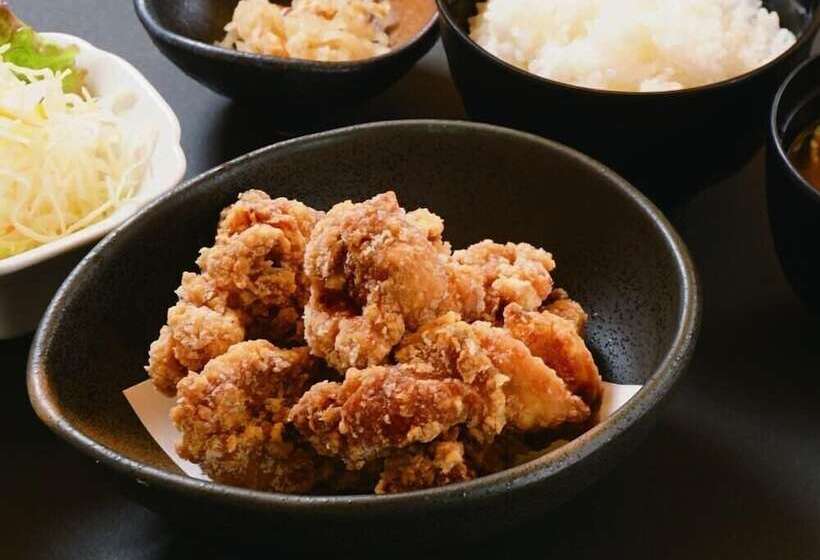 Отель Kobe Kua House