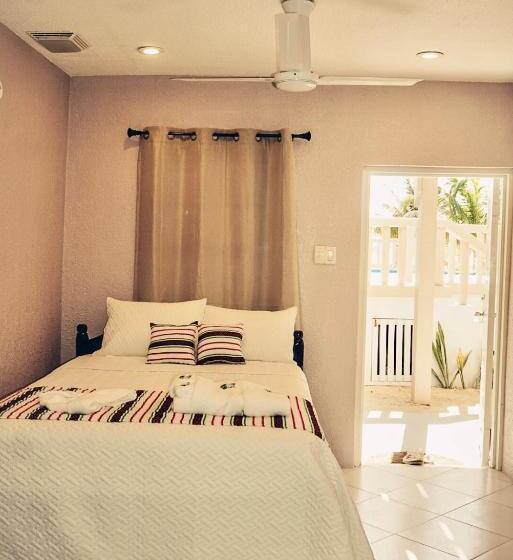 Отель La Isla Resort