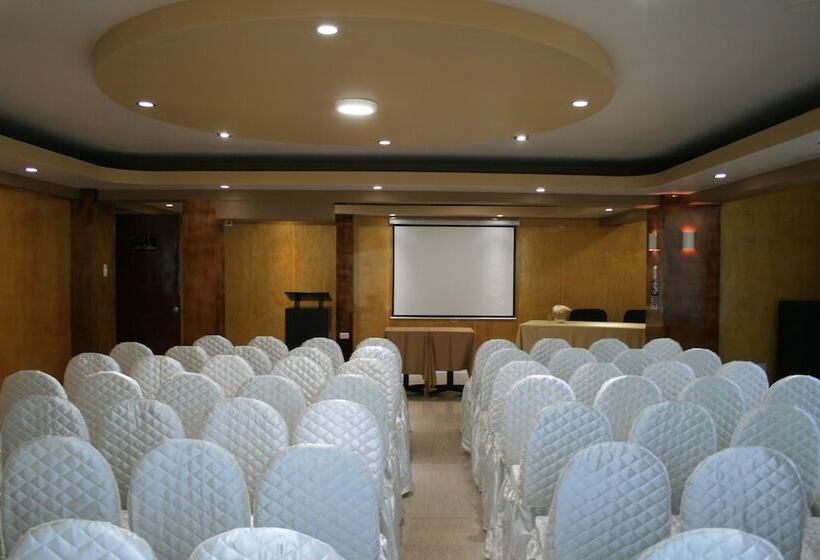 בית מלון כפרי La Joya