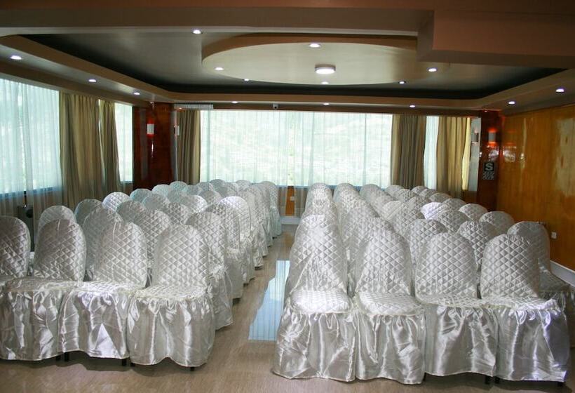 בית מלון כפרי La Joya