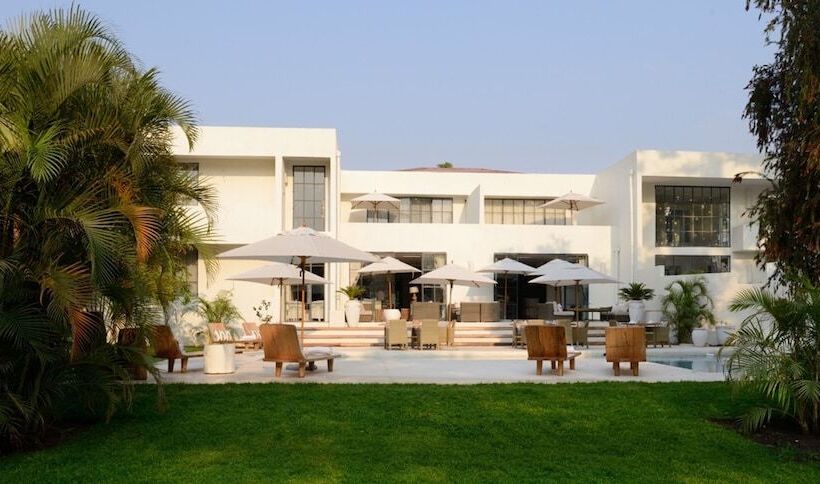 Hotel Latitude 15 Degrees