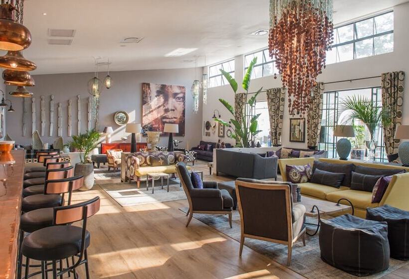 Hotel Latitude 15 Degrees