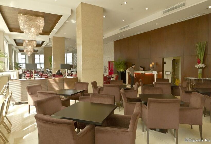 هتل Mandarin Plaza