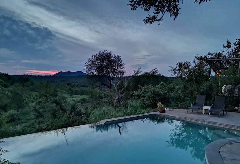 בית מלון כפרי Mbizi Bush Lodge