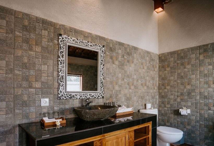 בית מלון כפרי The Sakara Villa Ubud