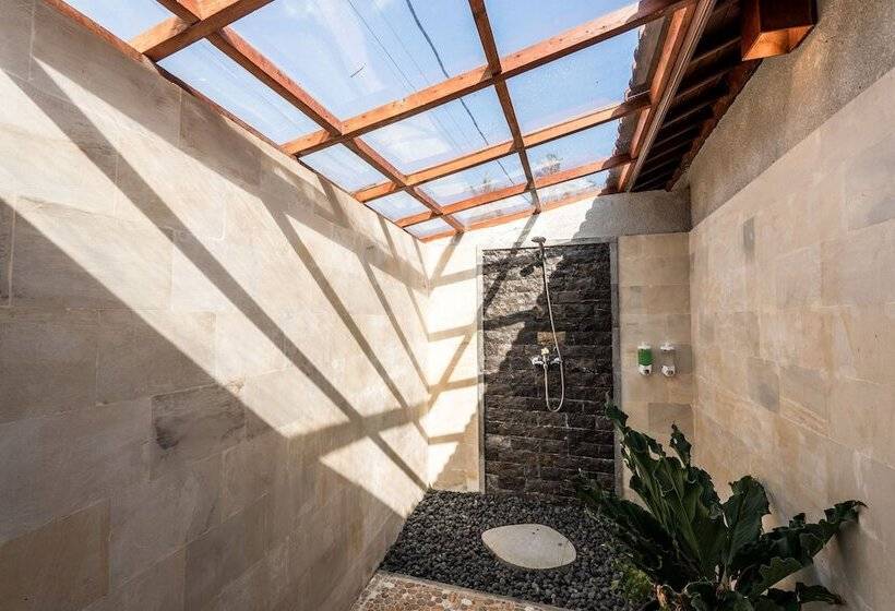 בית מלון כפרי The Sakara Villa Ubud