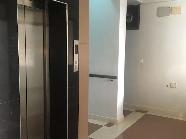 هتل Natron Palace