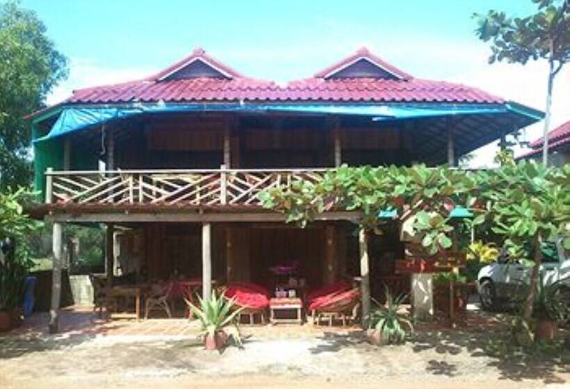 ホテル Otres Beach Resort