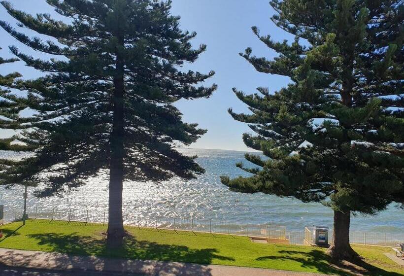 Pier Hotel Port Lincoln