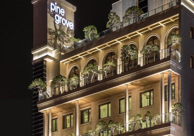 בית מלון כפרי Pinegrove