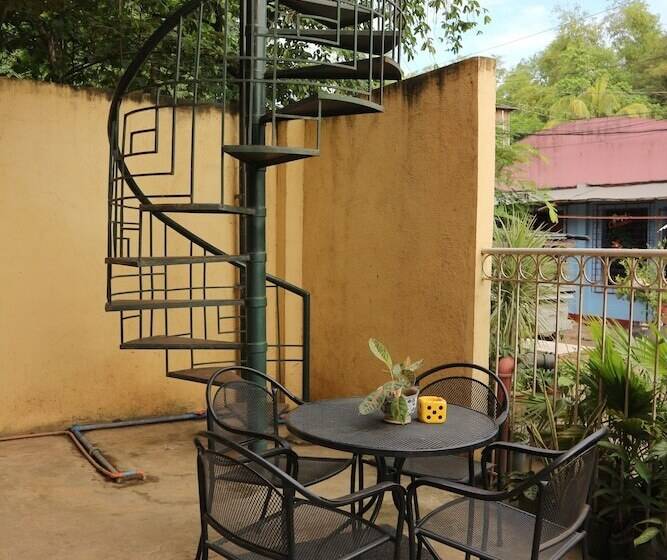 Отель Princess Armicha Tourist Inn