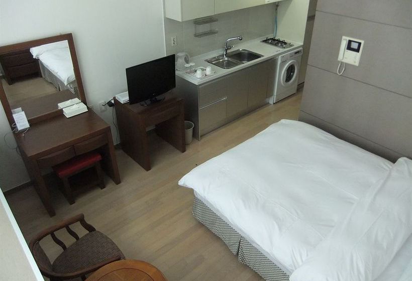 בית מלון כפרי Residence & U