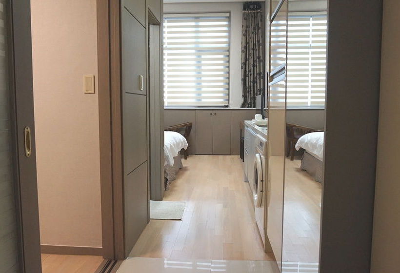 בית מלון כפרי Residence & U