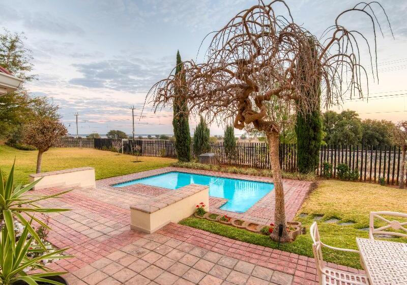 בית מלון כפרי Road Lodge Kimberley