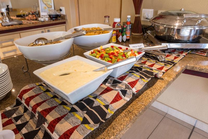 Отель Road Lodge Port Elizabeth Airport