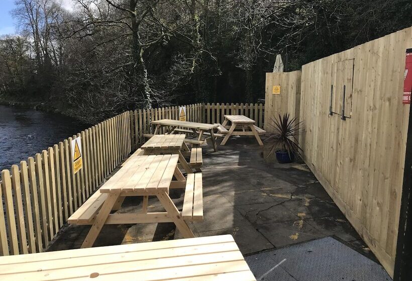 فندق The Abbey Inn