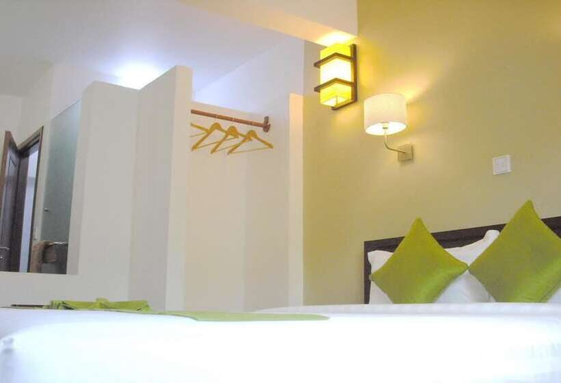 فندق The Columns