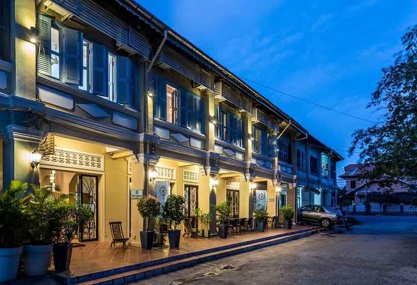 فندق The Columns