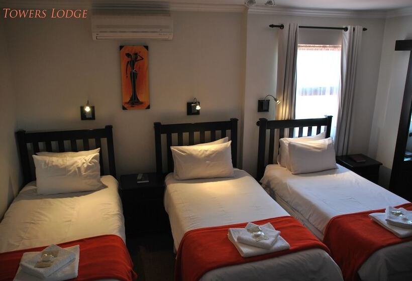 בית מלון כפרי Towers Lodge