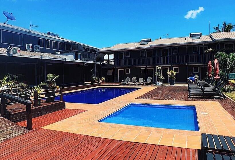 فندق Travellers Point