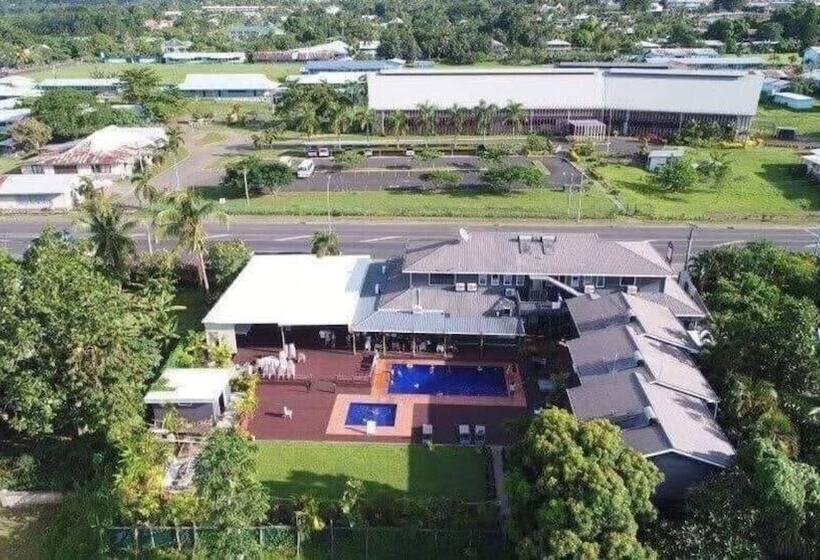 فندق Travellers Point