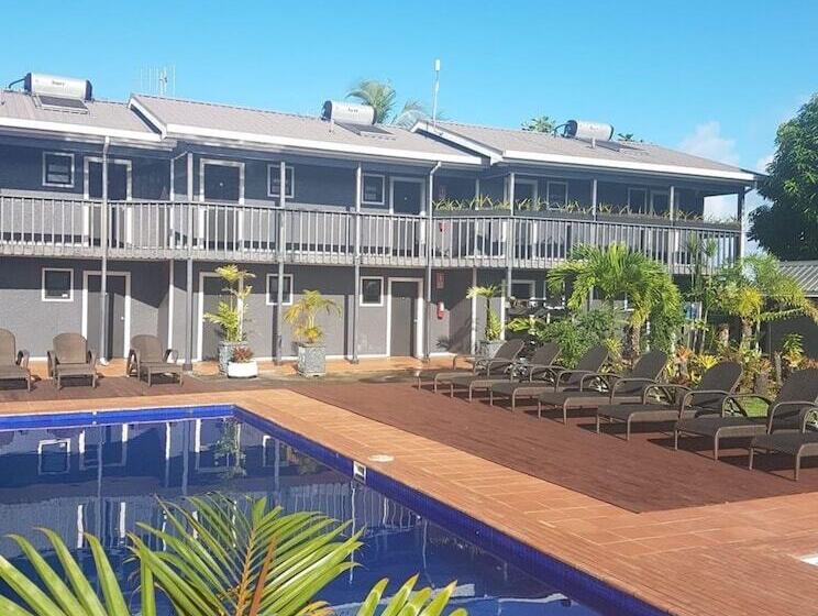 فندق Travellers Point