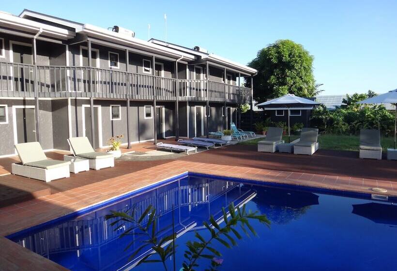 فندق Travellers Point