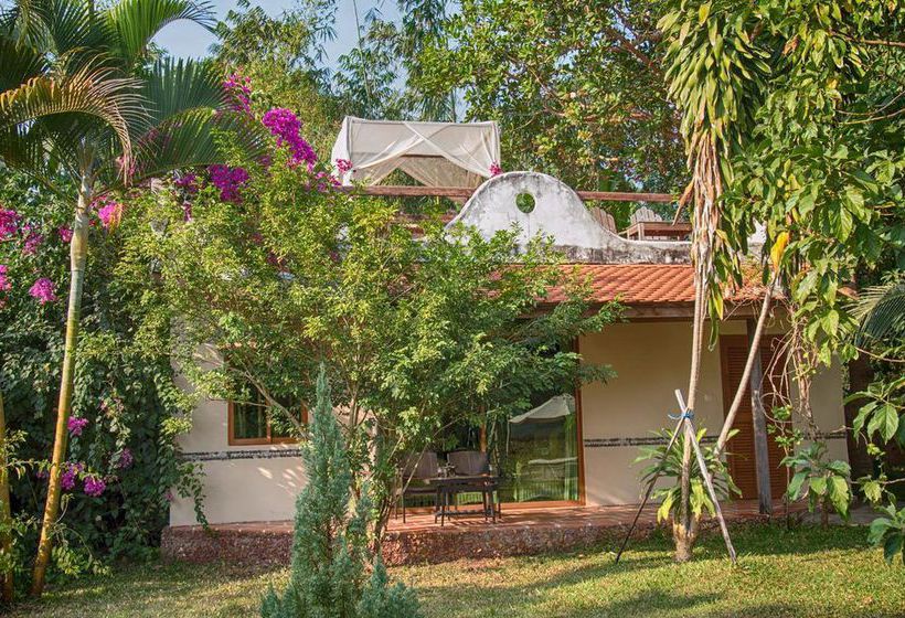 Le Flamboyant Resort