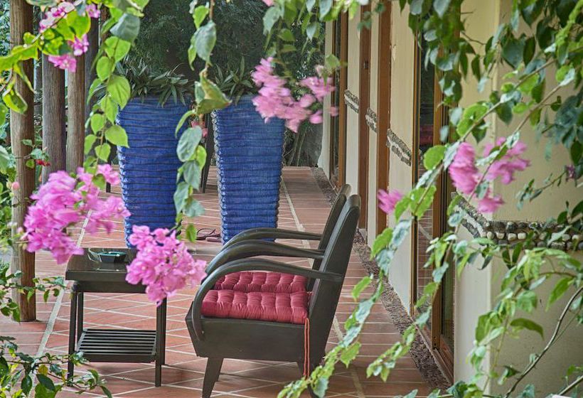 Le Flamboyant Resort