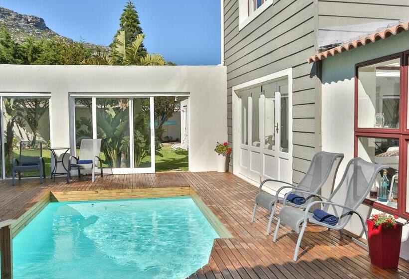 بنسيون Abington Manor Fish Hoek Guesthouse