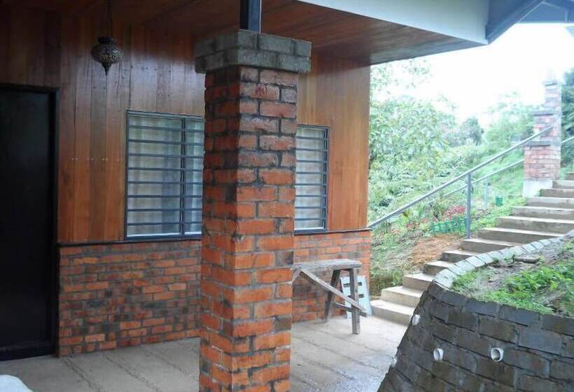 بنسيون Ayana Holiday Resort