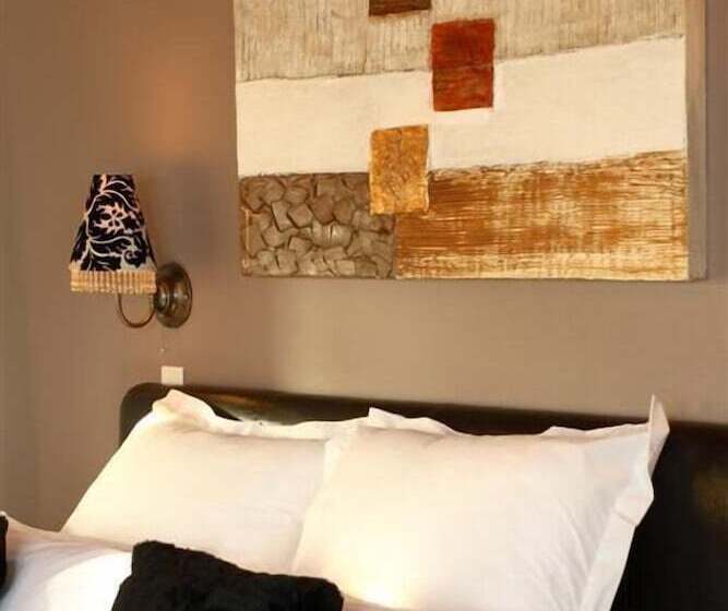 پانسیون Dolphin Dunes Guesthouse