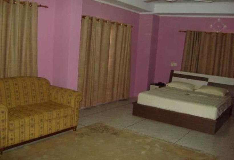 پانسیون East Airport Guesthouse