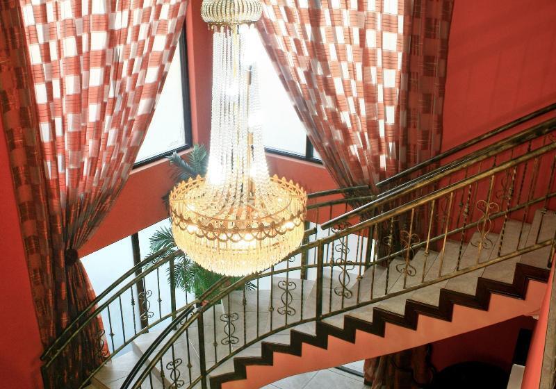 Пансион Eco Park Lodge