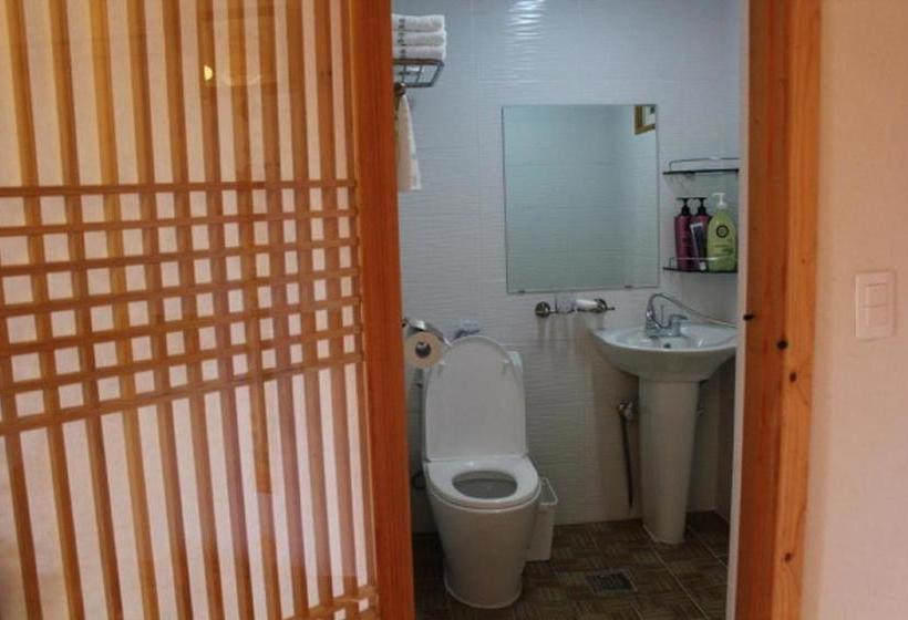 膳宿费 Jeonju Hanok Maeul Hongran Mideok Hanok