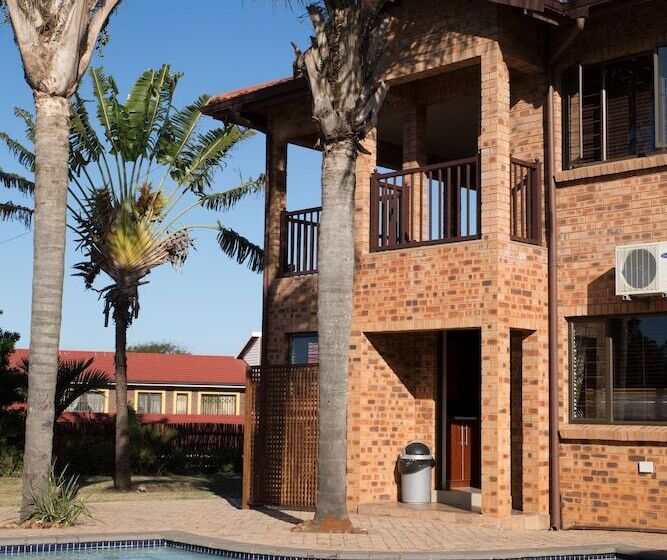 Пансион Milkwood Mansion