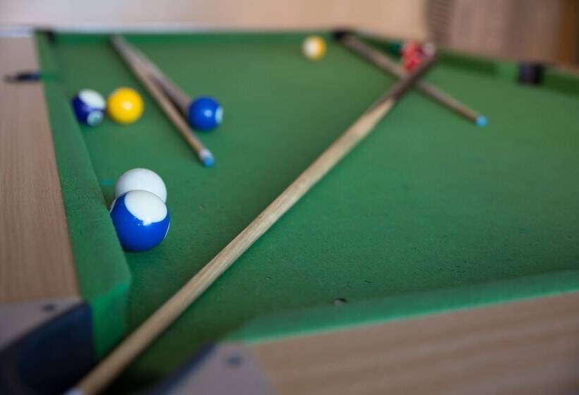 Пансион Milkwood Mansion