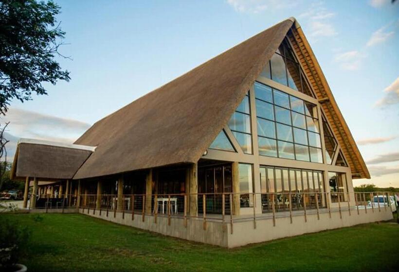 פנסיון Nauntons Guest House