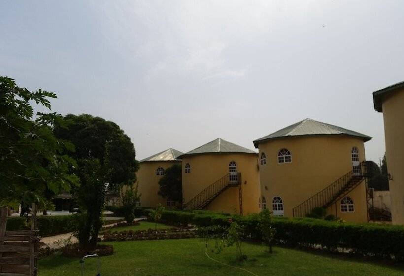 پانسیون Oasis Relax Lodge