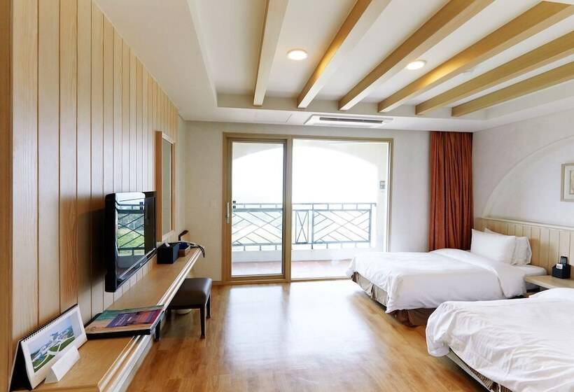 Resort Sol Beach Yangyang