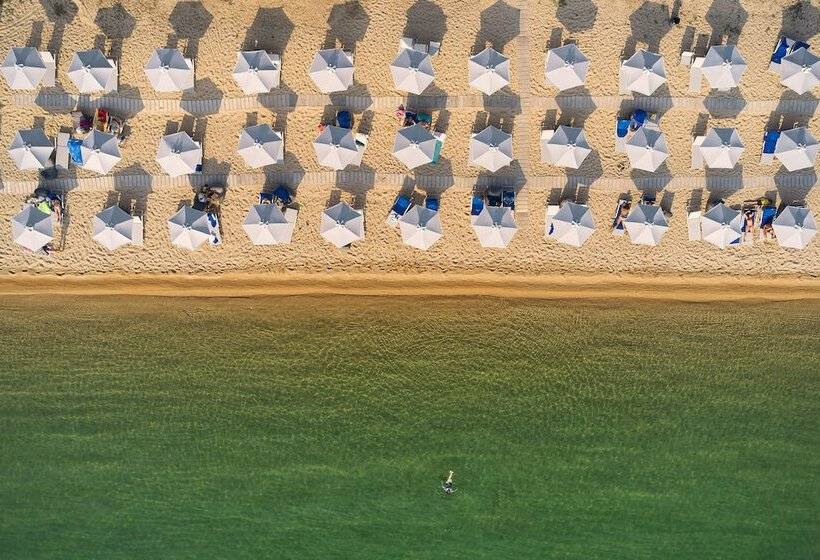 Akti Toroni Boutique